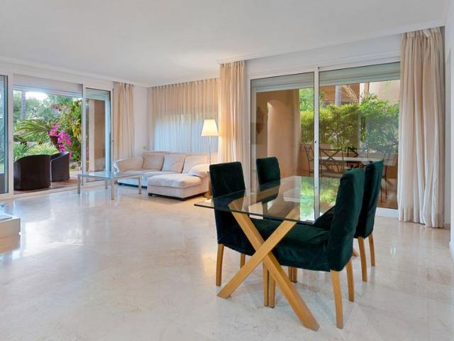Piso exclusivo en venta en Sierra Blanca, España