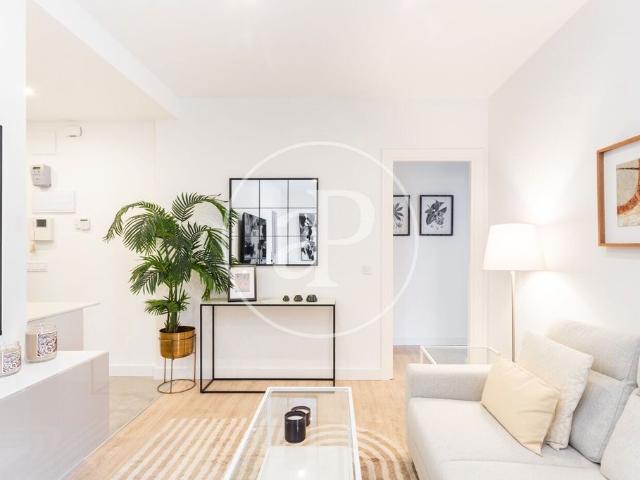 Piso de lujo de 77 m2 en alquiler en Barcelona, España