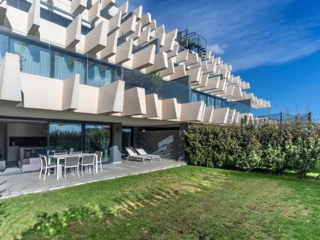 Piso exclusivo en alquiler en Estepona, Andalucía