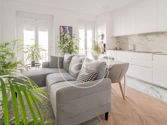 Piso de alto standing de 73 m2 en alquiler en Madrid, Comunidad de Madrid
