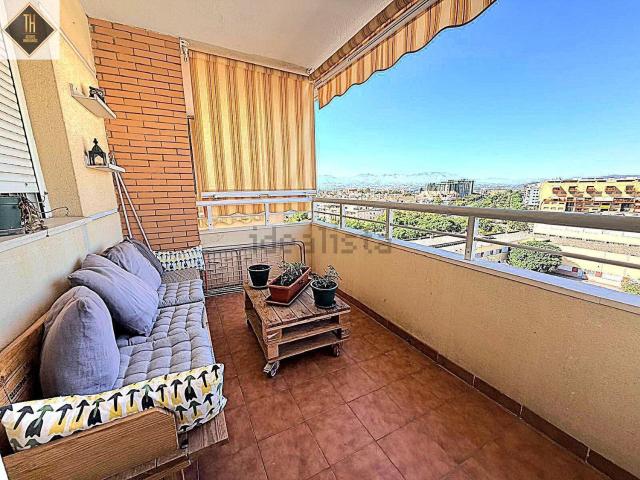 Piso, El Consul El Romeral, Málaga