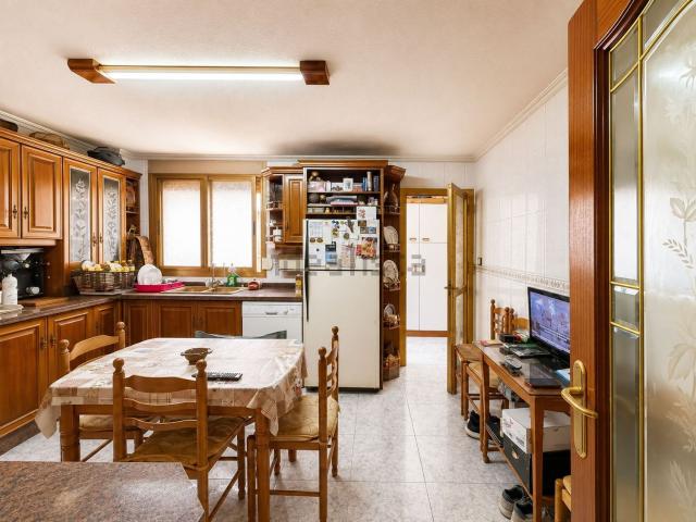 Piso, Elda