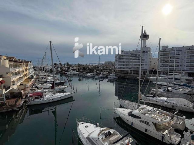 Piso, Empuriabrava