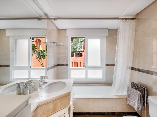Piso en Nueva Andalucia Marbella