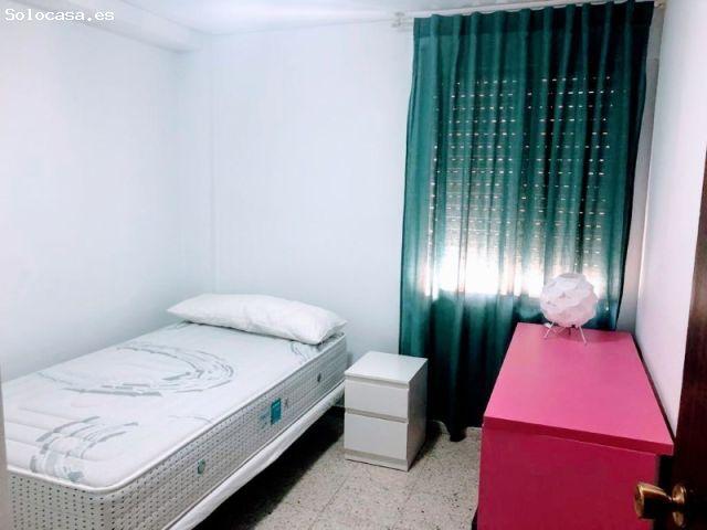 PISO EN AV. VIRGEN DE LOS DOLORES IDEAL PARA PAREJAS Y ESTUDIANTES