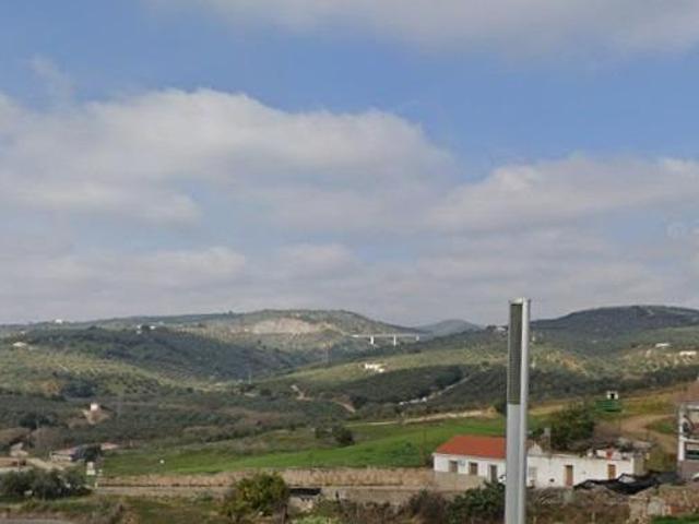 PISO EN ADAMUZ