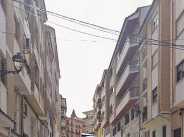 PISO EN ALCALA LA REAL
