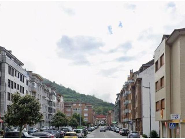 PISO EN ALLER