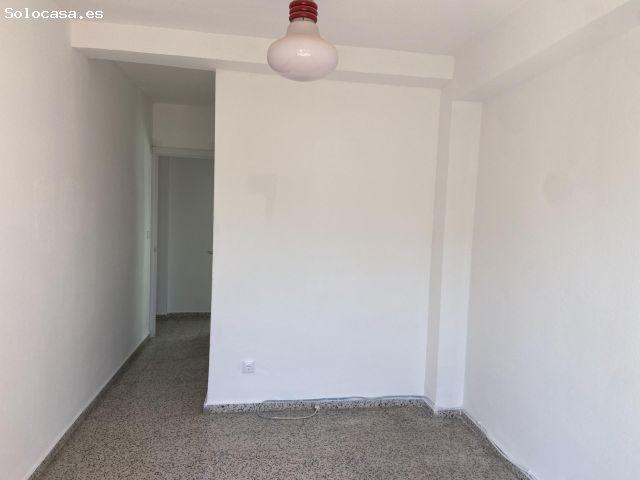 ¡ PISO EN ALMOGAVARES !