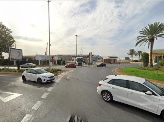 PISO EN ALMERIA