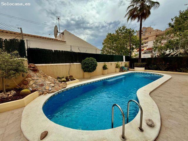 ? *Piso en alquiler con piscina, terraza y trastero en Torrevieja