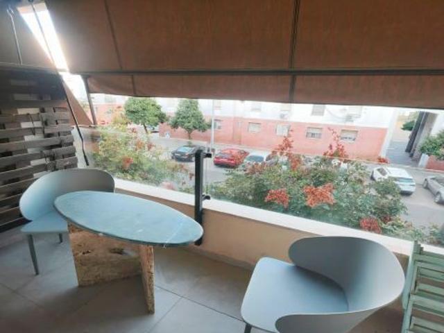 PISO EN ALQUILER DE DOS HABITACIONES CON PISCINA, GARAJE Y ZONAS COMUNES EN CARRETERA DE TRASSIERRA