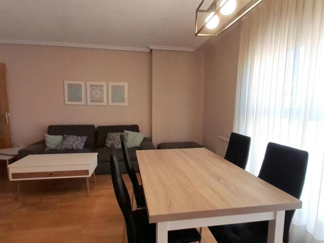 PISO EN ALQUILER DE DOS HABITACIONES Y AMUEBLADO EN PARQUESOL