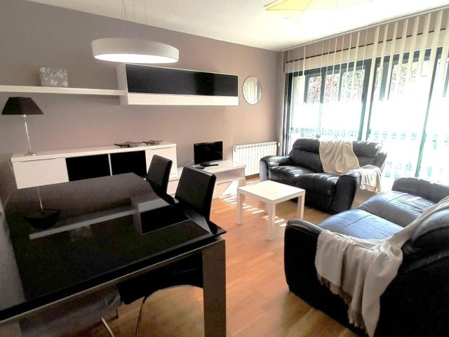 PISO EN ALQUILER DE TRES HABITACIONES EN PARQUE ALAMEDA