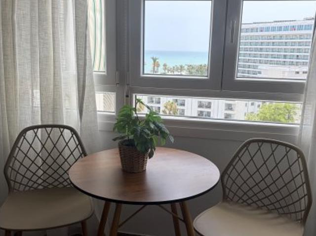Piso de 1 dormitorio en alquiler en Torremolinos