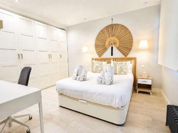 Piso en alquiler de 1 dormitorio en Ventas, Madrid