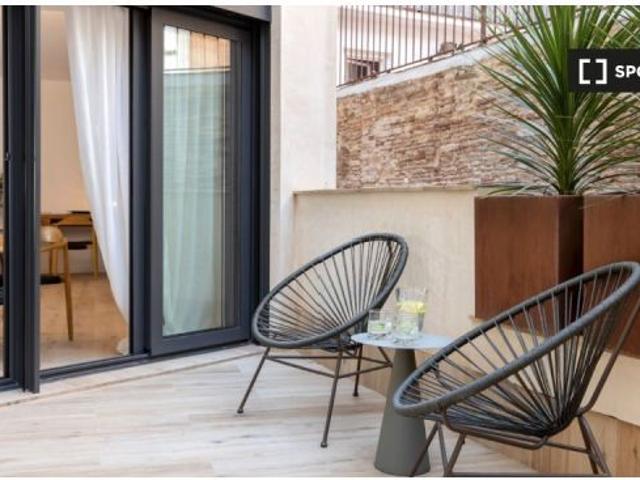 Piso en alquiler de 1 dormitorio en El Gòtic, Barcelona, perfecto para profesionales