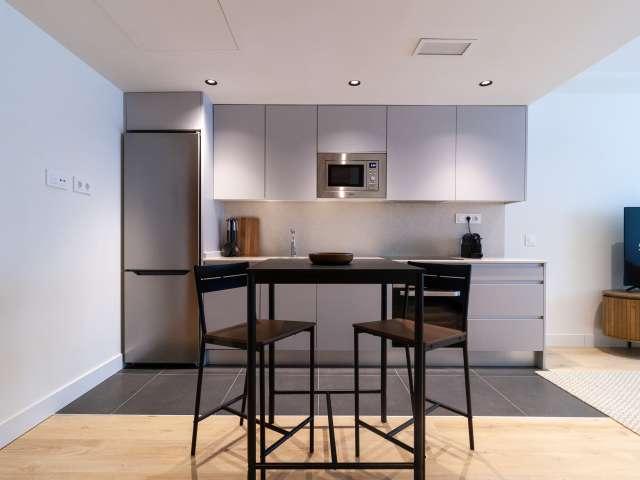 Piso en alquiler de 1 habitación en Nueva España, Madrid