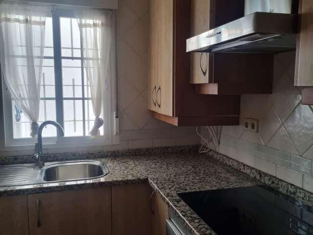 Piso en alquiler de 2 dormitorios en Colina, Madrid