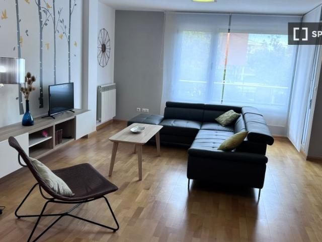 Piso en alquiler de 2 dormitorios en Miralbueno, Zaragoza