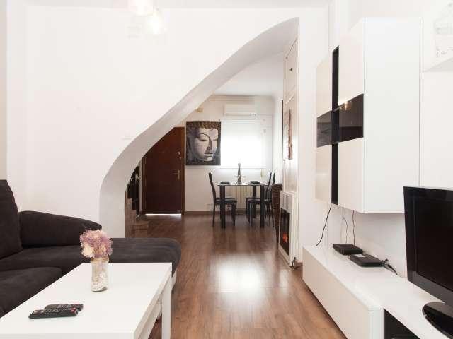 Piso en alquiler de 2 habitaciones en Moscardó, Madrid