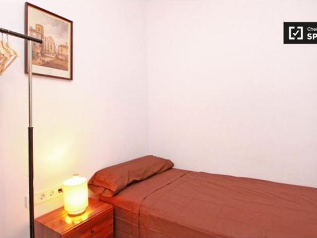 Piso en alquiler de 2 habitaciones en El Poble Sec, Barcelona