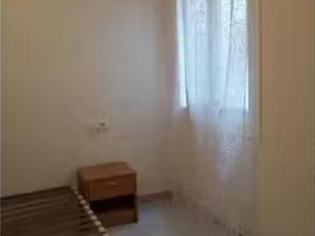 Piso en alquiler de 2 habitaciones en Esplugues de Llobregat.