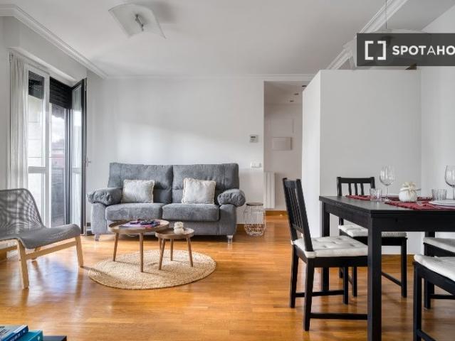 Piso en alquiler de 2 habitaciones en Ibaeta, San Sebastián