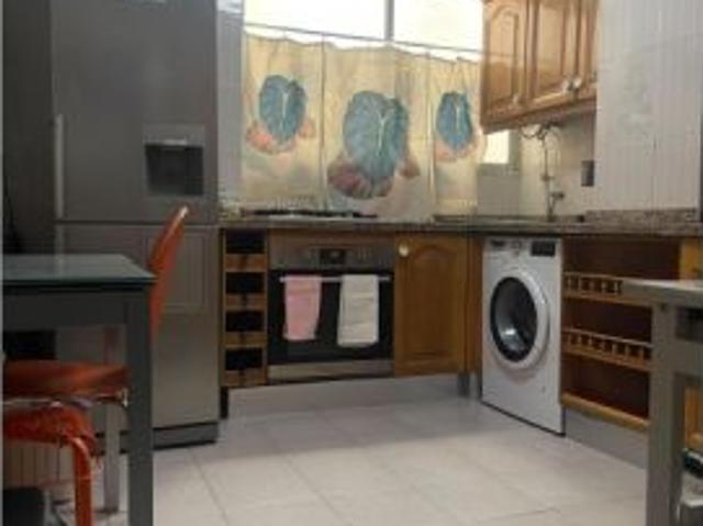 Piso en alquiler de 2 habitaciones en Jardín de La Abadía, Málaga