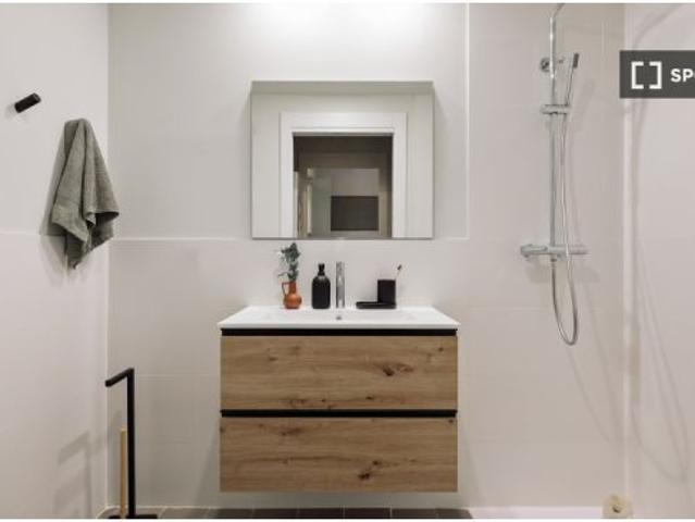 Piso en alquiler de 2 habitaciones en la Dreta de l' Eixample