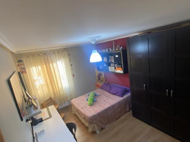Piso en alquiler de 3 dormitorios