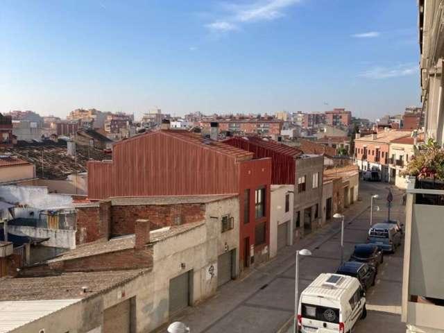 Piso en alquiler de 3 habitaciones en Barberà del Vallès