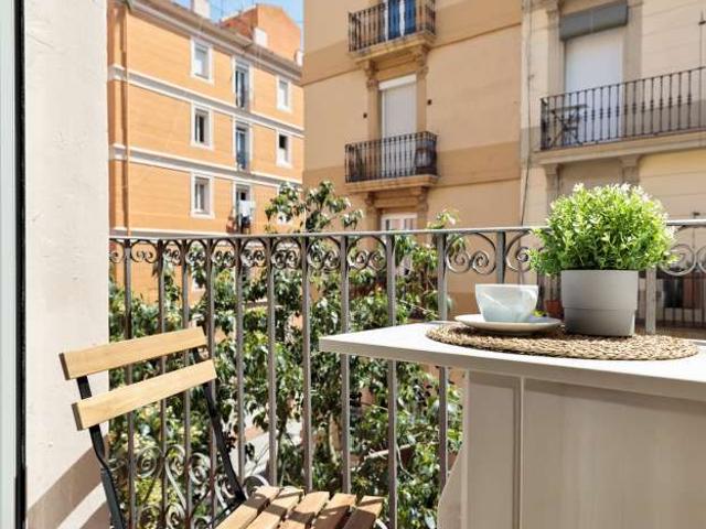 Piso en alquiler de 3 habitaciones en El Poble Sec, Barcelona