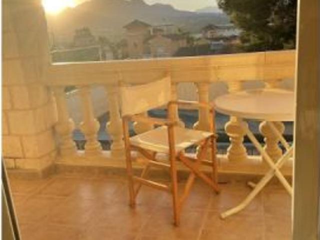 Piso en alquiler de 3 habitaciones en L' Alfàs Del Pi, gastos incluidos