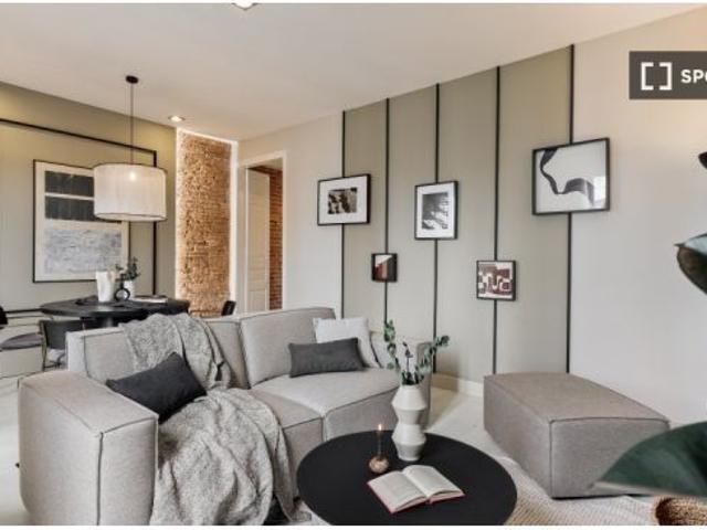 Piso en alquiler de 3 habitaciones en l' Antiga Esquerra de l' Eixample
