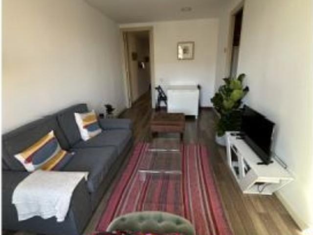 Piso en alquiler de 3 habitaciones en La Nova Esquerra de l' Eixample, gastos incluidos