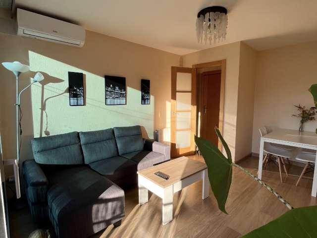 Piso en alquiler de 3 habitaciones en la Font d'en Fargues, Barcelona