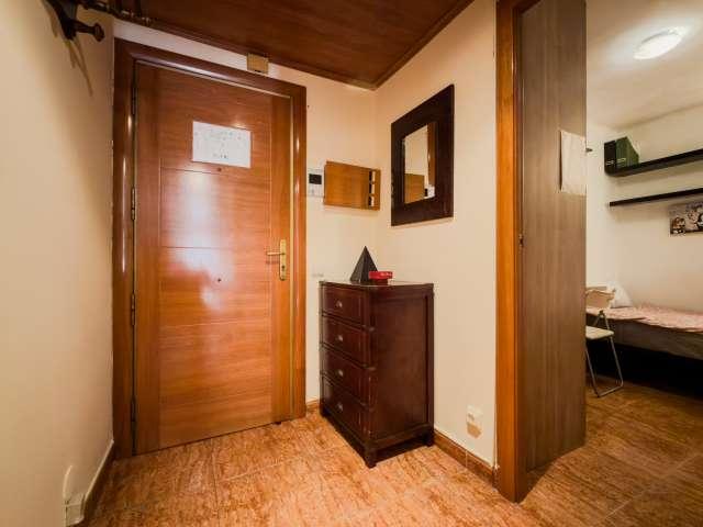 Piso en alquiler de 3 habitaciones en la Teixonera, Barcelona