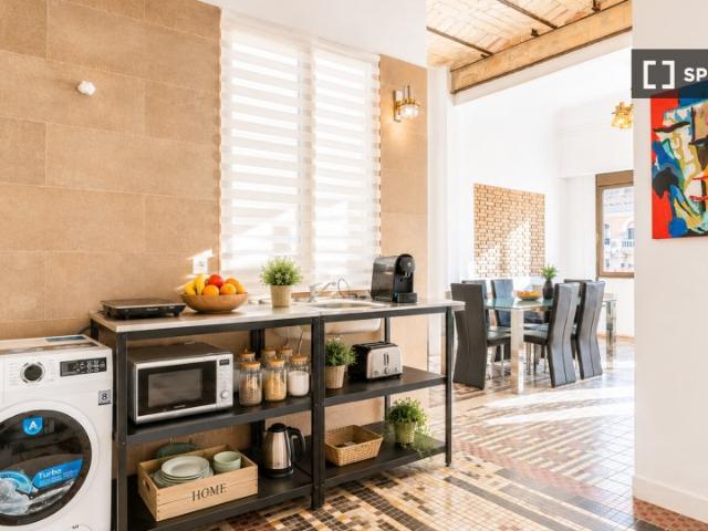 Piso en alquiler de 3 habitaciones en Sant Francesc, Valencia