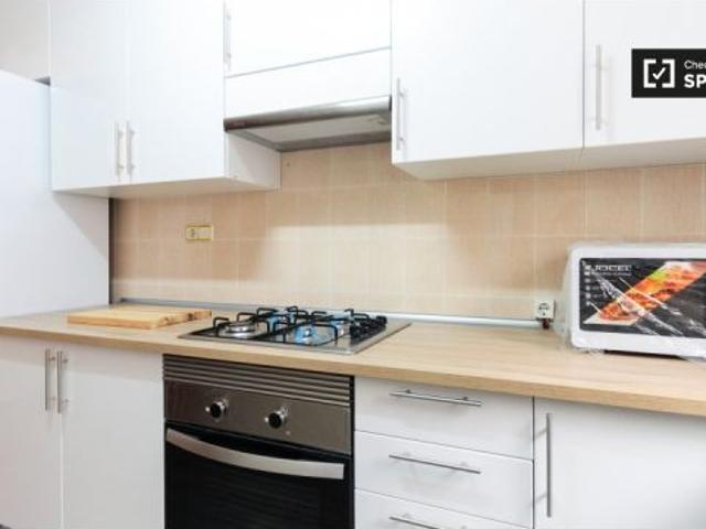 Piso en alquiler de 3 habitaciones en Vilapicina i la Torre Llobeta, perfecto para profesionales, pa