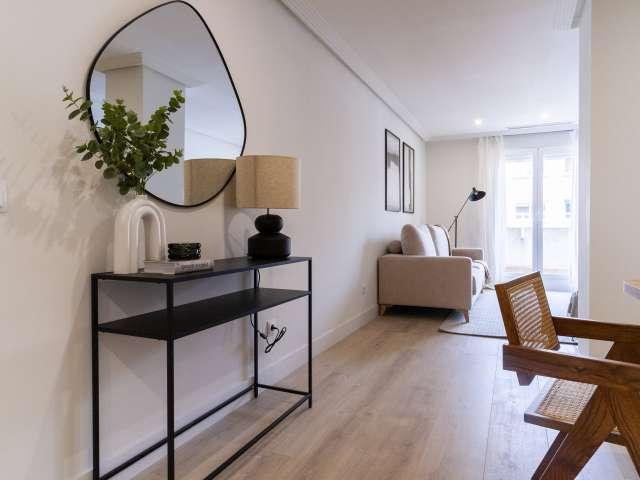 Piso en alquiler de 4 habitaciones en Nueva España, Madrid