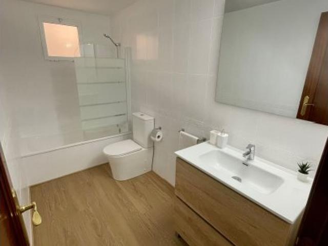 Piso en alquiler de 4 habitaciones en Alcoi, Alicante