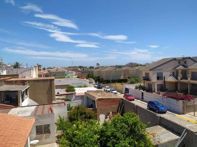 Piso en alquiler de 4 habitaciones en Daimús, Valencia