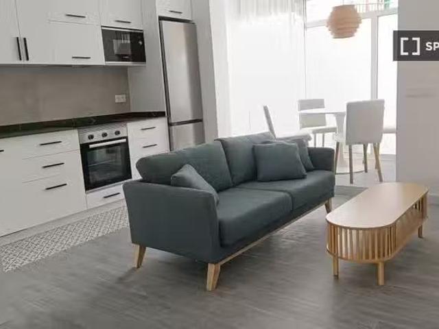 Piso en alquiler de 4 habitaciones en Vilanova i la Geltrú