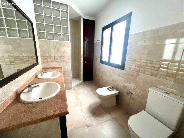 Piso en alquiler de 4 habitaciones zona Ciudad Jardín