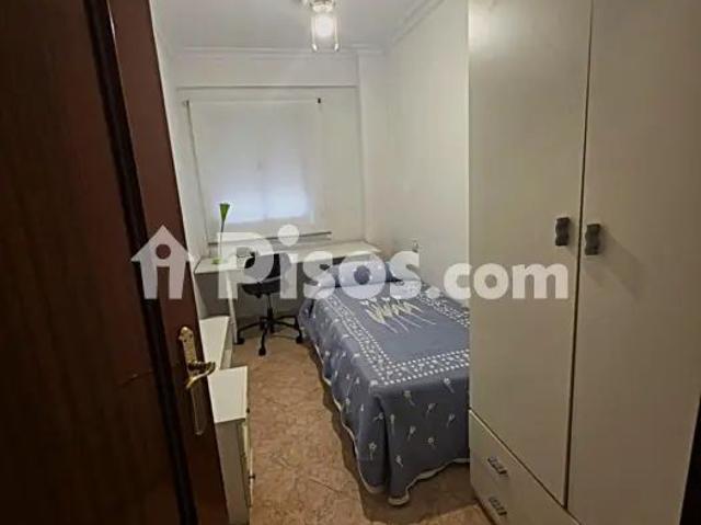 Piso en alquiler en Macarena Las Almenas