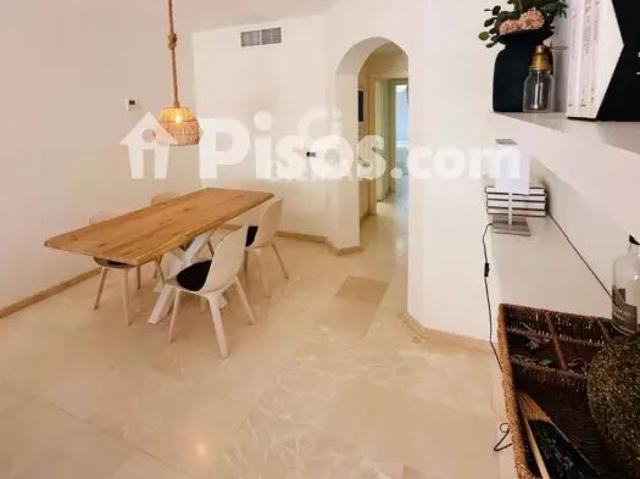 Piso en alquiler en Marbella Este