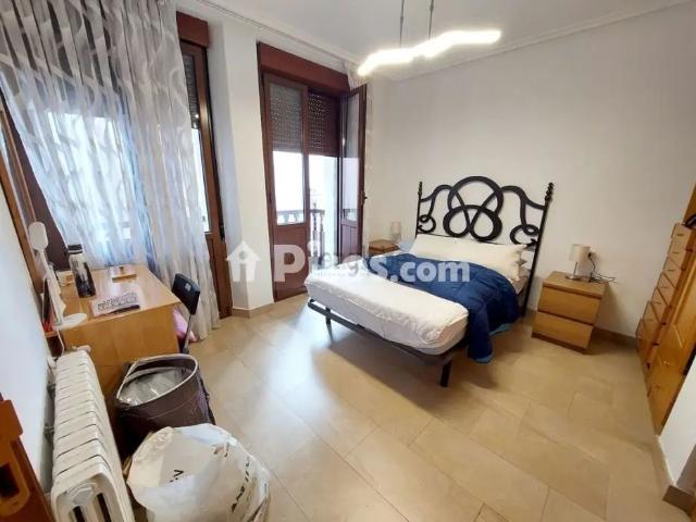Piso en alquiler en Monasterio de Las Pelayas