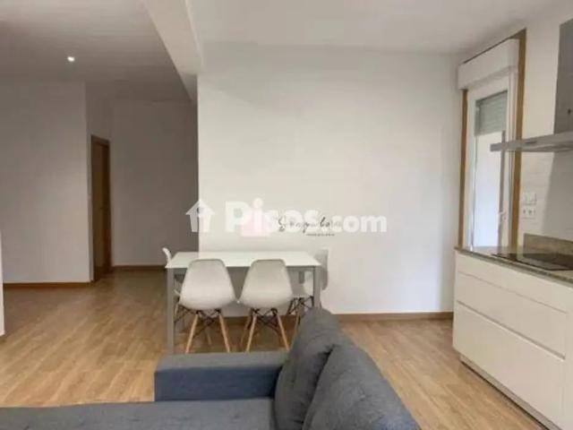 Piso en alquiler en Mos