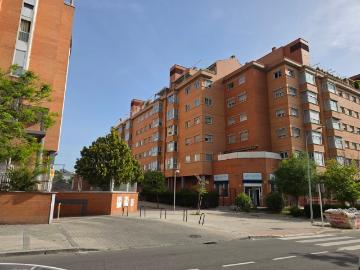 PISO EN ALQUILER EN MORATALAZ PAVONES